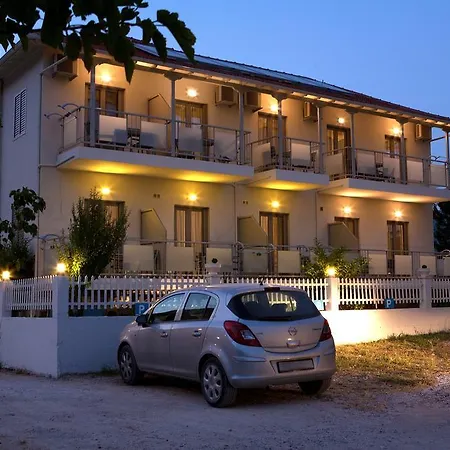 Pensionat Savinos Vasiliki