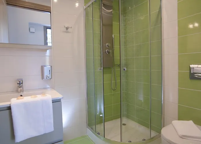 Savinos 3* Vasiliki (Lefkada)