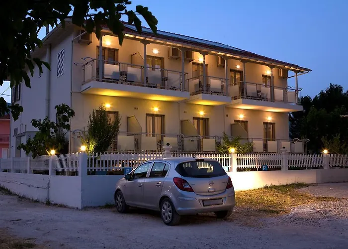 Guest house Savinos Vasiliki (Lefkada)